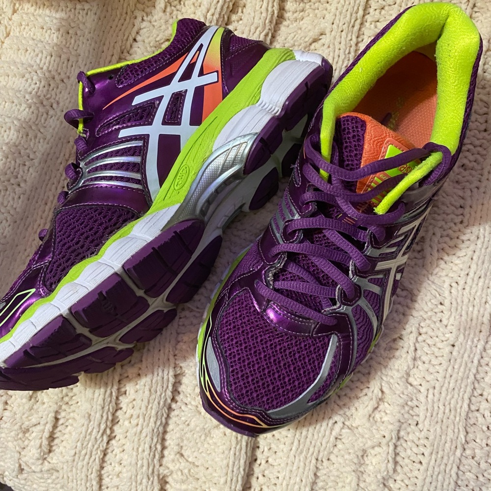 8 1/2 Asics Purple and Yellow Shoes